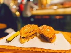 老泰泰汉堡-悠航SLOWBOAT(三里屯店)