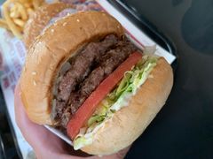 -The Habit Burger Grill 哈比特汉堡(爱琴海店)