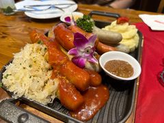 -申德勒加油站餐厅(三里屯北小街店)
