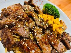招牌全熟牛肋条饭-POKEE VIA&Brunch·维娅(重庆来福士店)