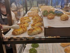 -奈雪的茶(湖滨银泰in77C区PRO店)