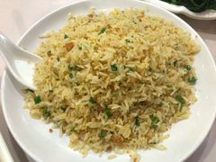 海胆炒饭-鹏城人家海鲜酒家·23年老字号(较场尾店)