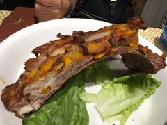 馕坑果木烤羊排-巴扎美食·新疆菜·西域歌舞表演餐厅(新疆大厦店)