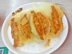 -鲜鲜锅贴(荆山路店)