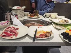 -佰烧海鲜烤肉火锅自助(世茂国际广场店)
