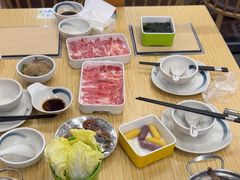 -杨老板·海鲜集市火锅·鲜切牛肉(中防万宝店)