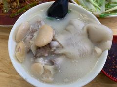 -雷祖芳老妈蹄花店