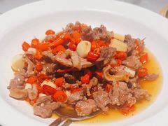 小炒鲜牛肉-费大厨辣椒炒肉(黄兴中心广场店)