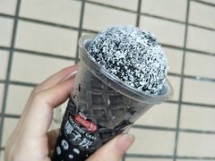 椰子灰冰淇淋-盒马鲜生(皇庭广场店)