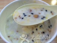 -清真老马家国华牛奶鸡蛋醪糟(正宁路店)