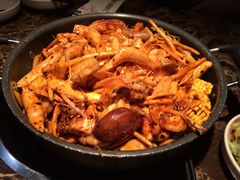 什锦菌菇锅-猪啊牛呀羊啊铜盘烤肉(正大广场店)