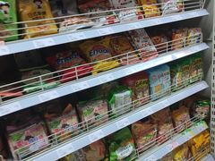 -新苗超市(科英布拉街店)