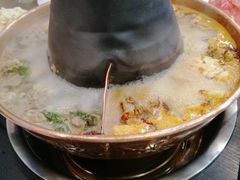 -楼外楼大刀肉传统火锅居(幸福街店)