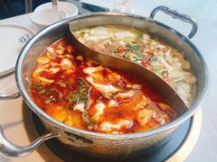 -德林酸菜鱼火锅(南丹店)