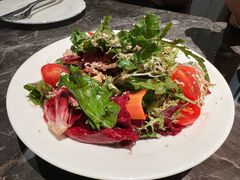 -LESCEDARS Brasserie Bistro香柏树