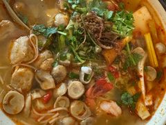 -大头虾越式风味餐厅(光明广场店)