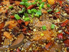-老码头黑皮肘子锅包肉熏酱水饺(文政街店)