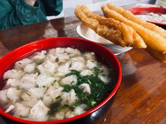 -张阿三馄饨店