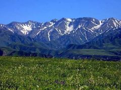 -天山神秘大峡谷