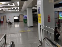 -昆明火车站(地铁站)