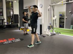 -汗水空间私教健身连锁(SM广场店)