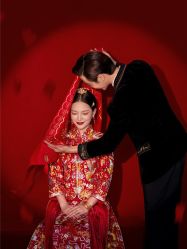 -至臻微拉婚纱摄影