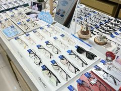 -标准眼镜·蔡司官方授权店(塘沽远洋未来汇店)