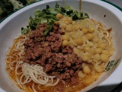 -百春原湖南牛肉粉(百联世纪店)