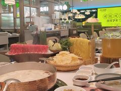 -洪氏嗨捞·广东猪肚鸡·椰子鸡火锅(西咸万象城店)