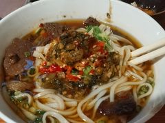 -矮子粉店1985·长沙米粉(湘春路店)