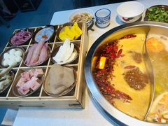 -芈重山老火锅(广州首店)