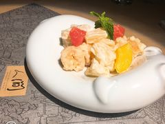 -穹六人间 people 6(岳阳路店)