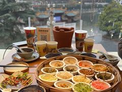 -包整·丝娃娃(一览甲秀楼风景店)