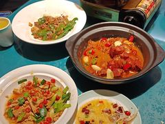 -呷湘厨·鱼汤捞饭·剁椒鱼头·辣椒炒肉(国家会展中心店)