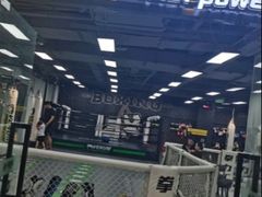 -拳力汇散打搏击泰拳俱乐部(绿地缤纷城店)