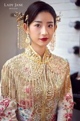 -Lady  Jane高端婚纱礼服馆