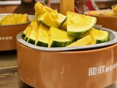 -龍歌自助小火锅(市南金茂湾店)