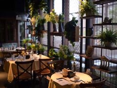 -临界音乐酒馆·小龙虾·江湖菜(华熙LIVE·鱼洞店)