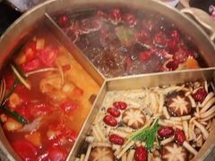 -湊湊火锅·茶憩(打浦桥日月光店)