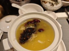 -半岛翡丽海鲜自助餐厅(观风亭店)