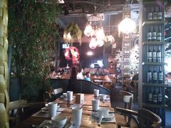 -胡桃里音乐餐厅(陶溪川店)(川湘赣菜·世界百大酒庄直供红酒·音乐表演)