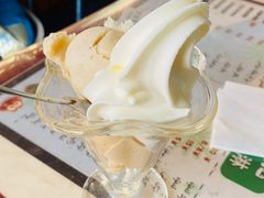 -古老冰山特色冰淇淋店(艾提尕尔店)