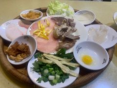 -桥香园云南过桥米线(金马碧鸡店)