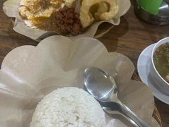 -Warung Babi Guling Ibu Oka 3