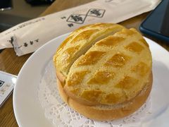 港式酥皮菠萝包-喜粤糖朝餐厅(三八广场店)