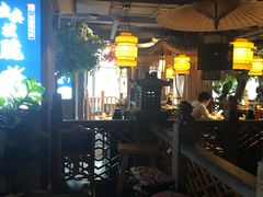 -巴渝瓦肆重庆鲜火锅(宝龙环湖店)