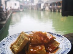 -茅老太臭豆腐