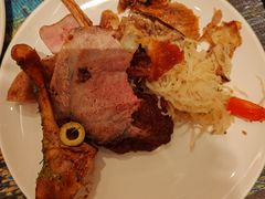 -大连星海皇冠假日酒店