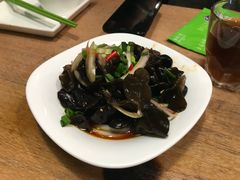-徽湘园和马路串串火锅