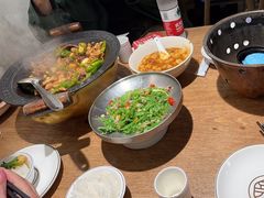-聚鑫朋酸菜肥肠(文艺路口店)